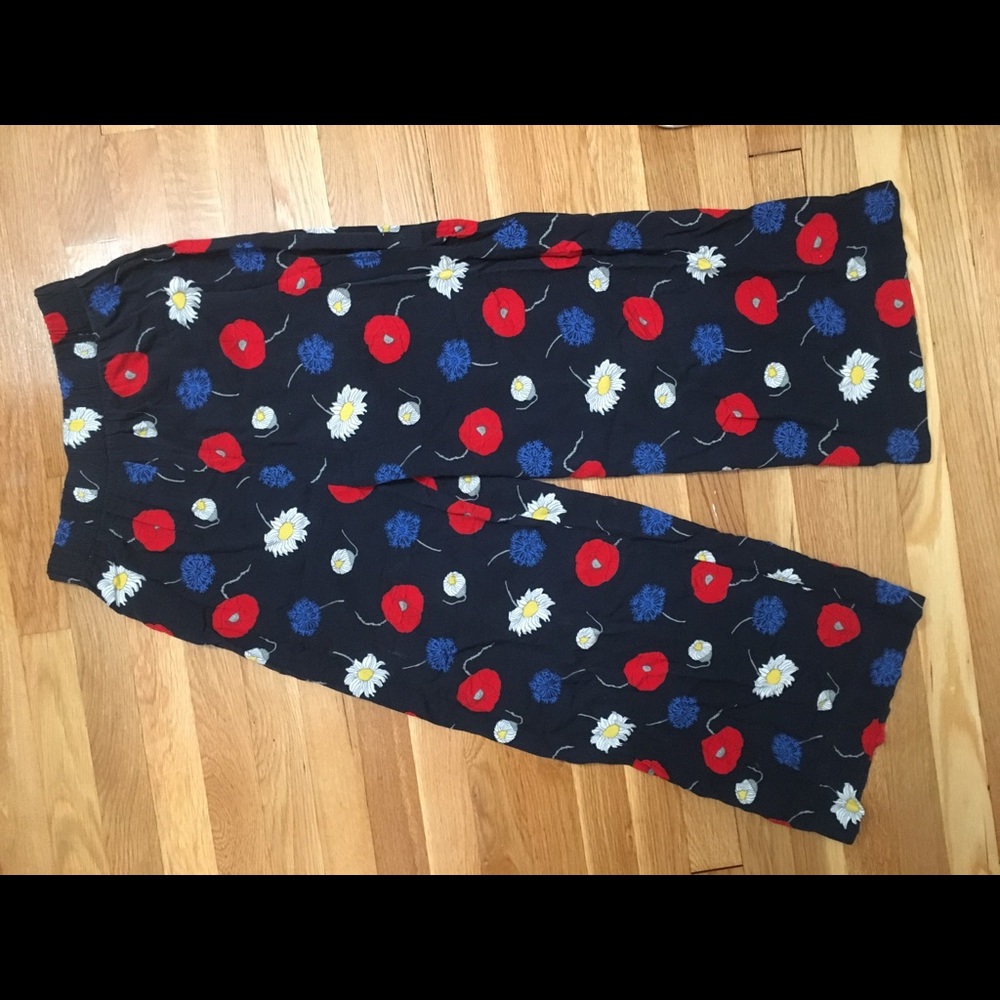 Loose comfy flower patterned America apparel pants